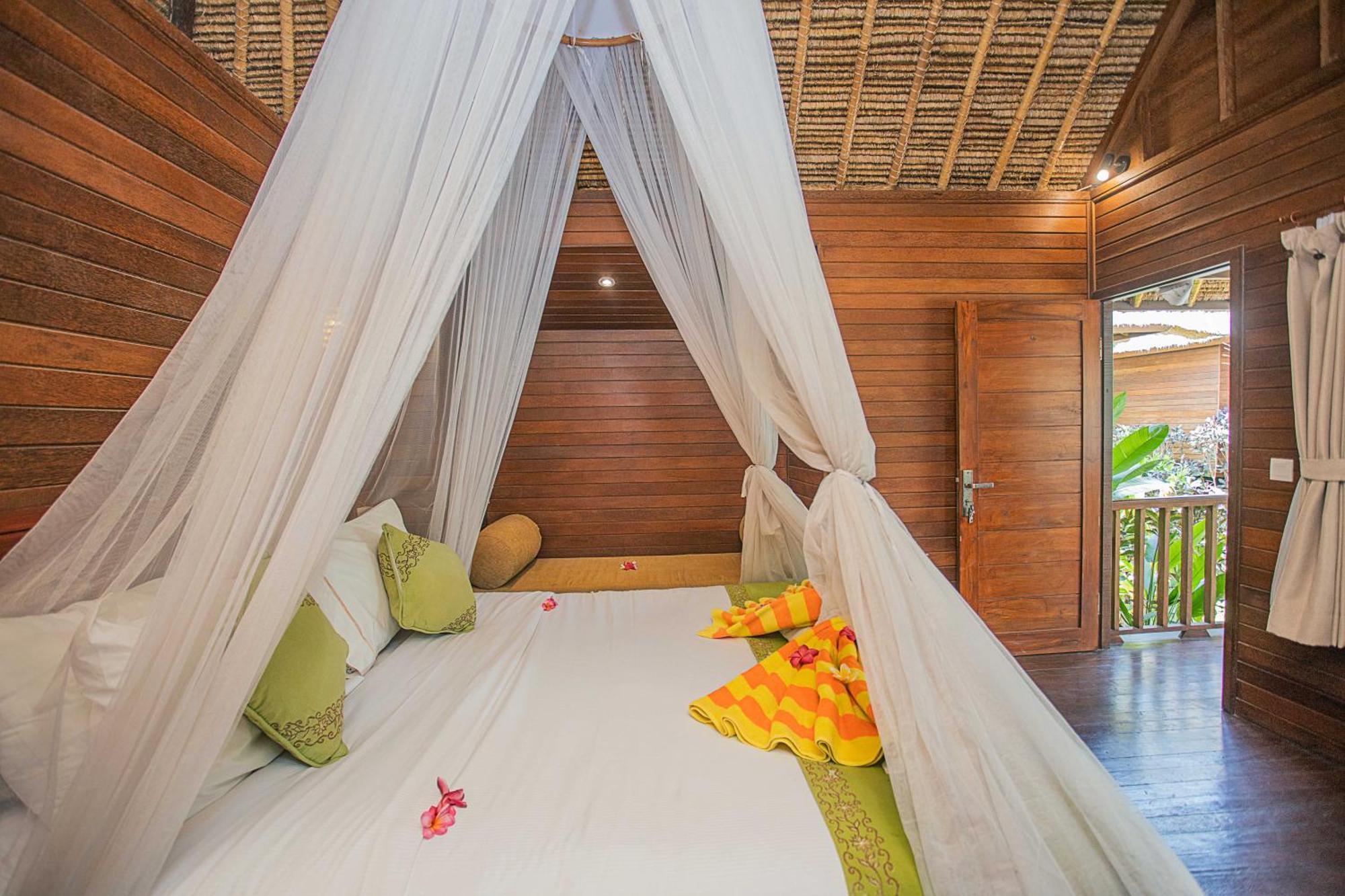 Lembongan Mantra Huts Guest house Nusa Lembongan (Bali)