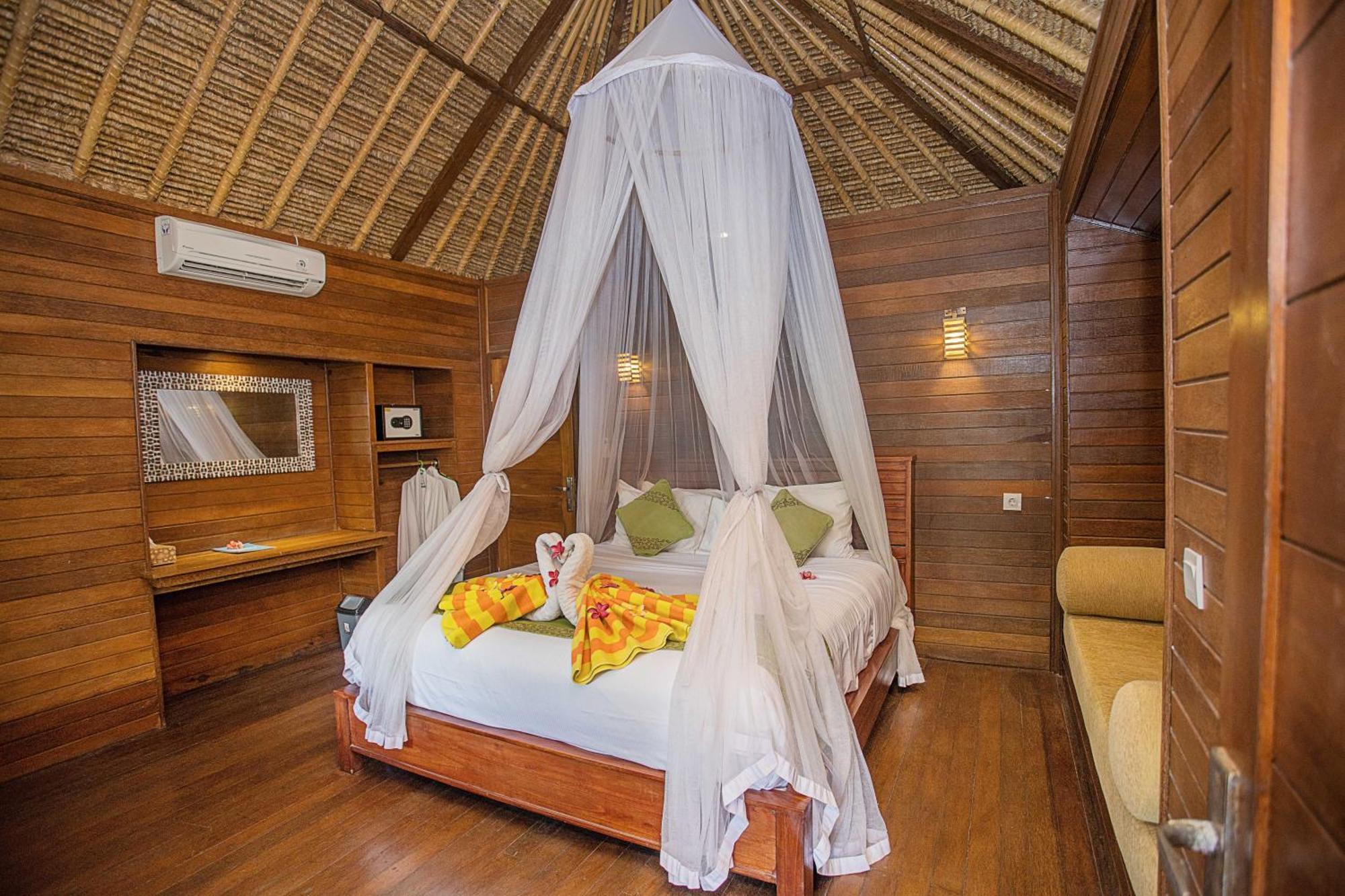 Lembongan Mantra Huts 4*